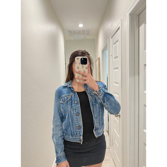 vintage calvin klein denim jacket - size small - Picture 1 of 6